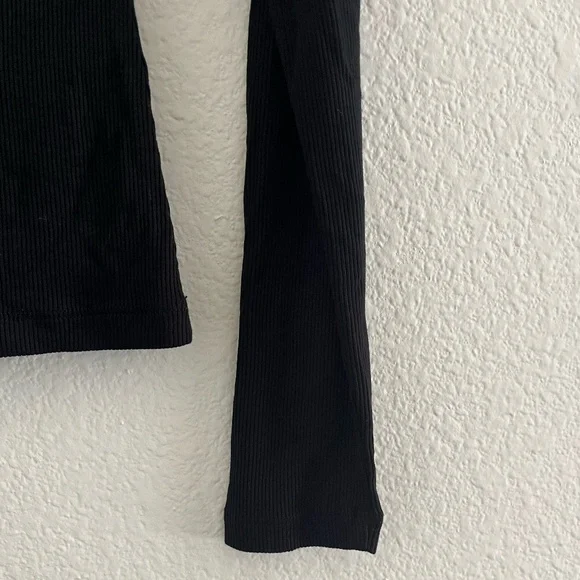 LNA CLOTHING x REVOLVE | Beau Ribbed Cut Out Long Sleeve Top In Black | Size S - Picture 5 of 7